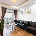 The 1St District, Spacious Apartment/Next Bui Vien