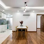 The 1St District, Spacious Apartment/Next Bui Vien